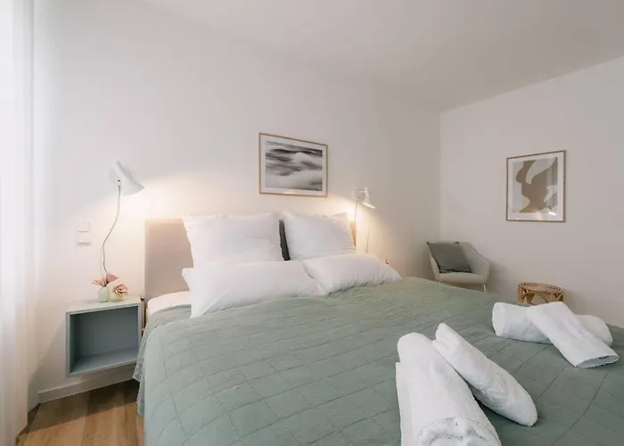 Central Apartment Near Opera
